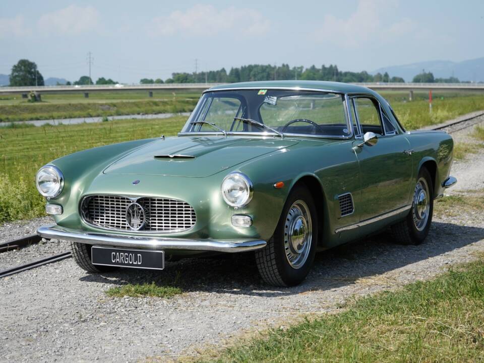 Image 48/75 of Maserati 3500 GT Touring (1961)