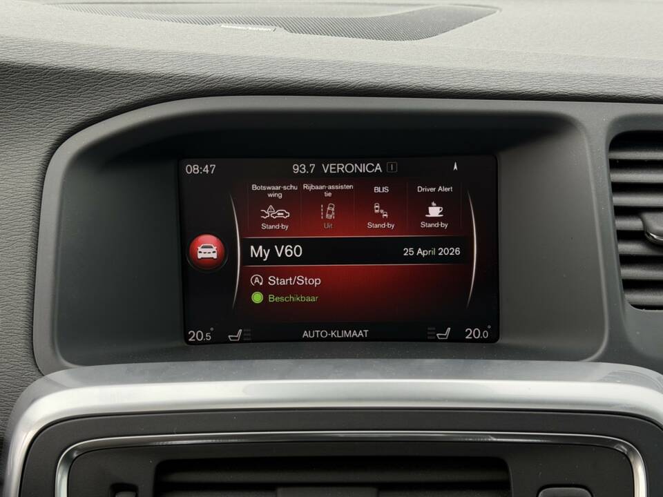 Obraz 15/40 pojazdu Volvo V60 Polestar (2017)