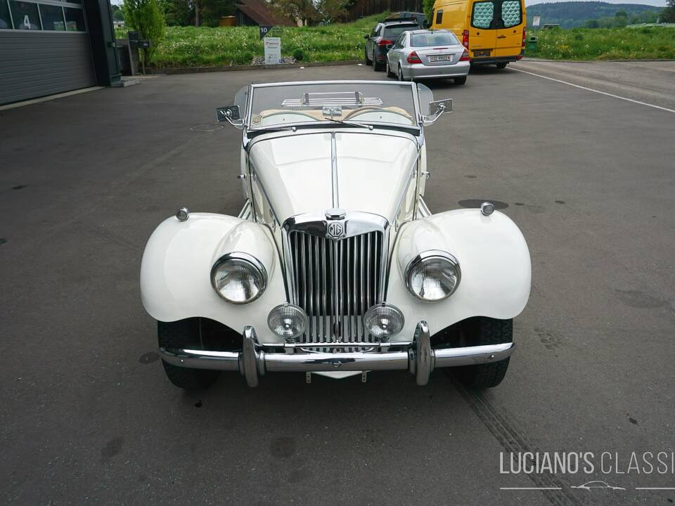 Image 12/70 of MG TF 1500 (1955)