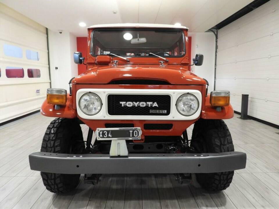 Imagen 2/10 de Toyota Land Cruiser BJ 42 (1982)