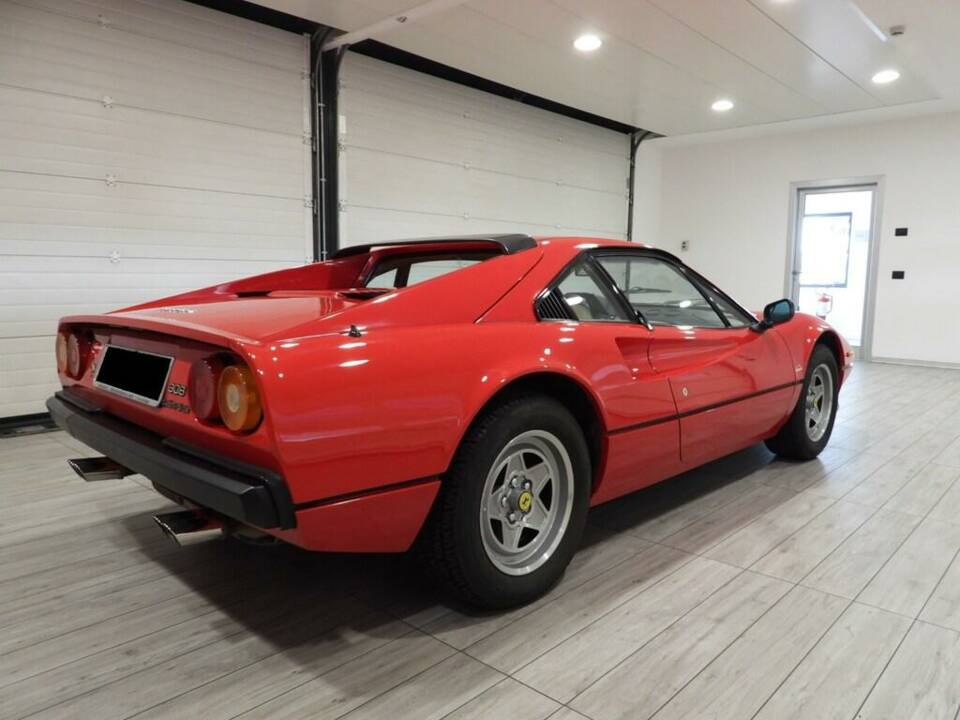 Immagine 4/15 di Ferrari 308 GTBi Quattrovalvole (1983)