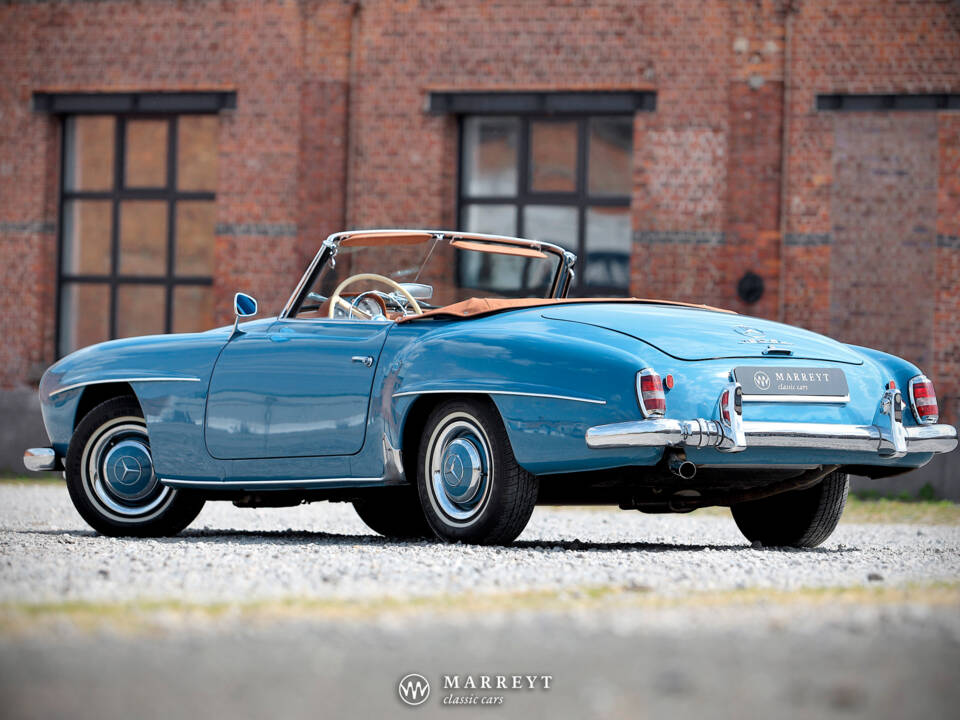 Imagen 3/50 de Mercedes-Benz 190 SL (1962)