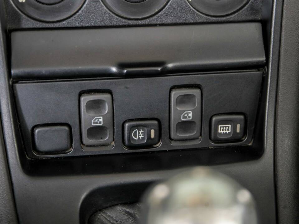 Imagen 25/50 de MG F 1.8i (1996)