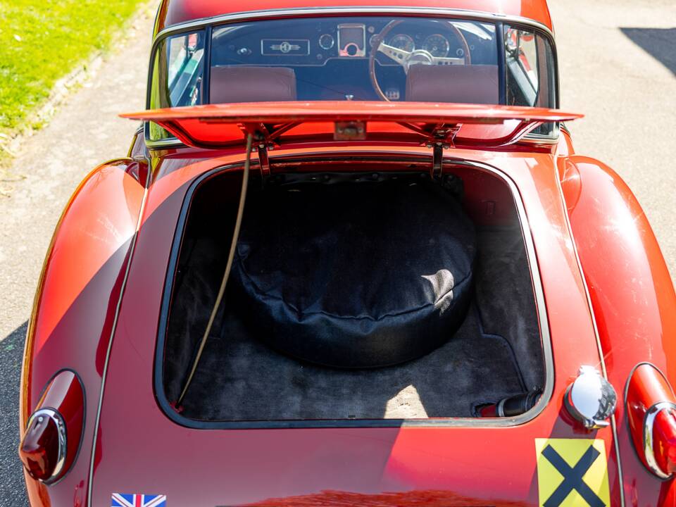 Image 30/50 de MG MGA 1500 (1957)