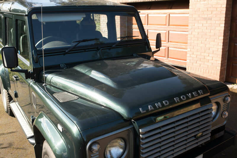 Bild 24/50 von Land Rover Defender 110 (2011)