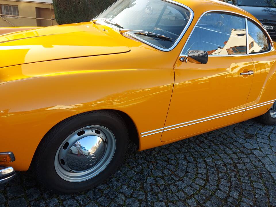 Bild 2/18 von Volkswagen Karmann Ghia 1600 (1971)
