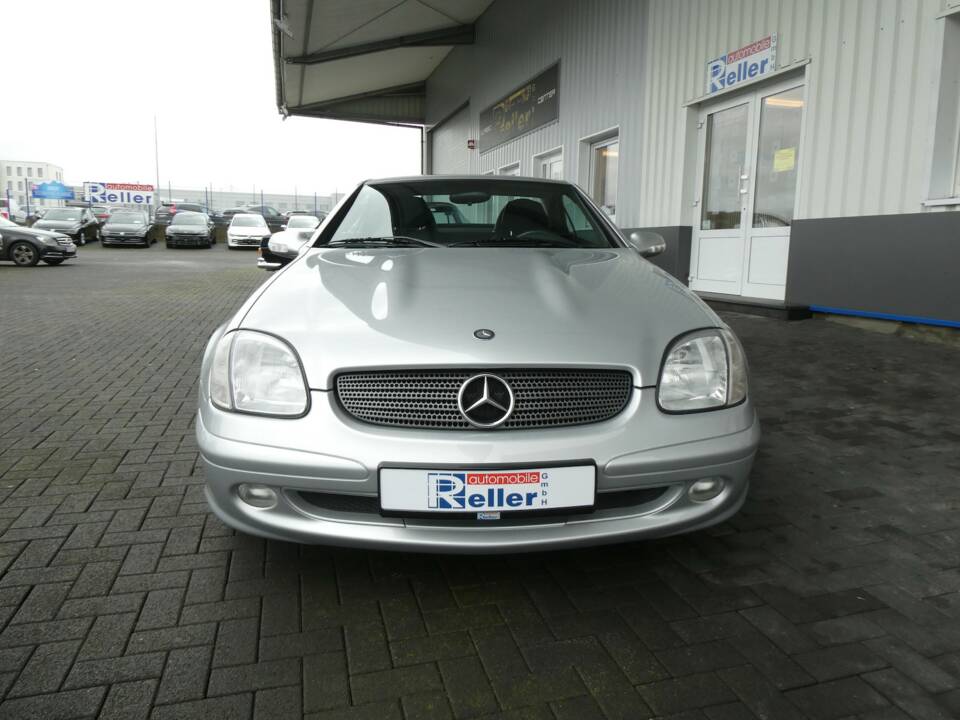 Bild 2/17 von Mercedes-Benz SLK 230 Kompressor (2003)