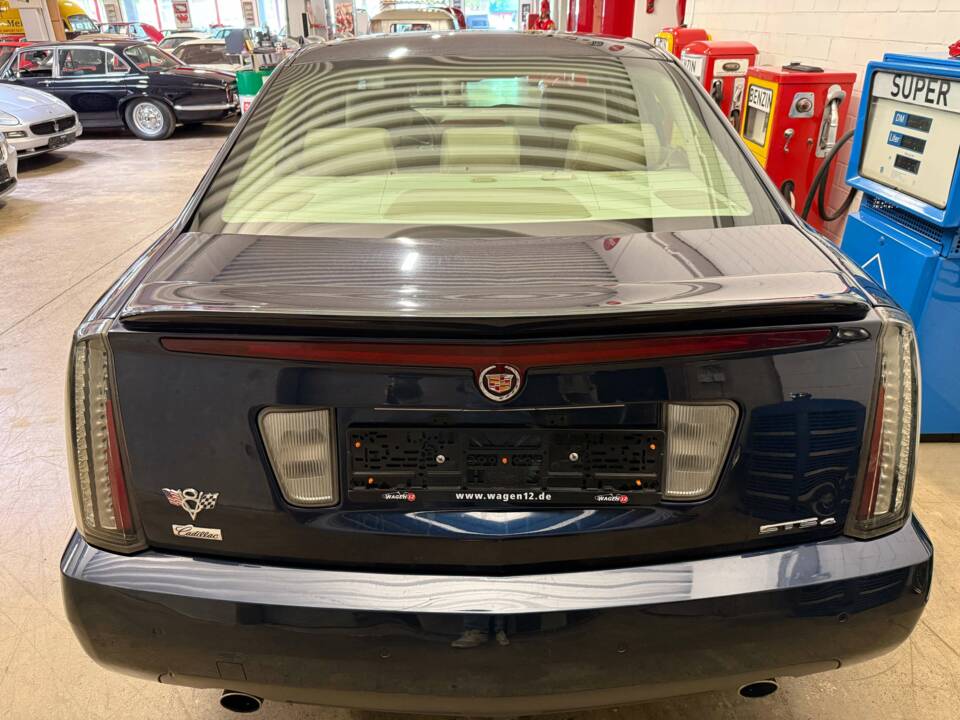 Image 16/17 of Cadillac STS 4.6 (2008)