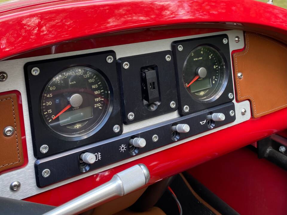 Bild 9/10 von Morgan 3-Wheeler (2013)