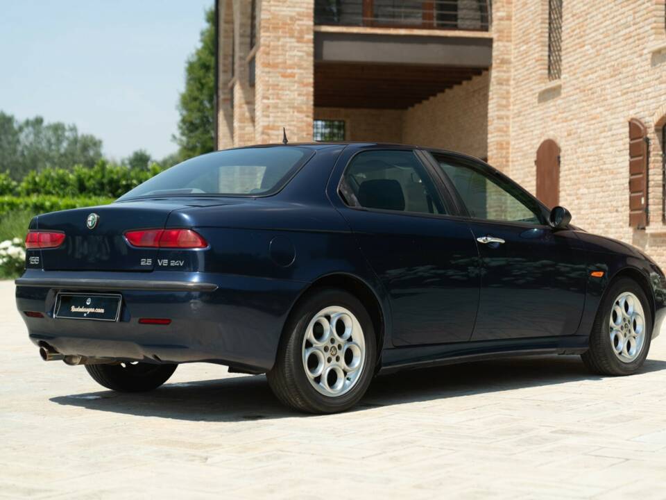 Imagen 6/50 de Alfa Romeo 156 2.5 V6 (2000)
