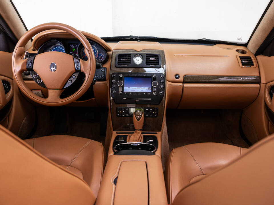 Image 20/39 de Maserati Quattroporte S 4.7 (2009)