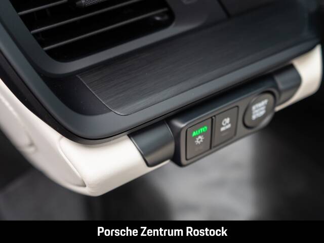 Image 15/35 de Porsche 911 Carrera GTS (2026)