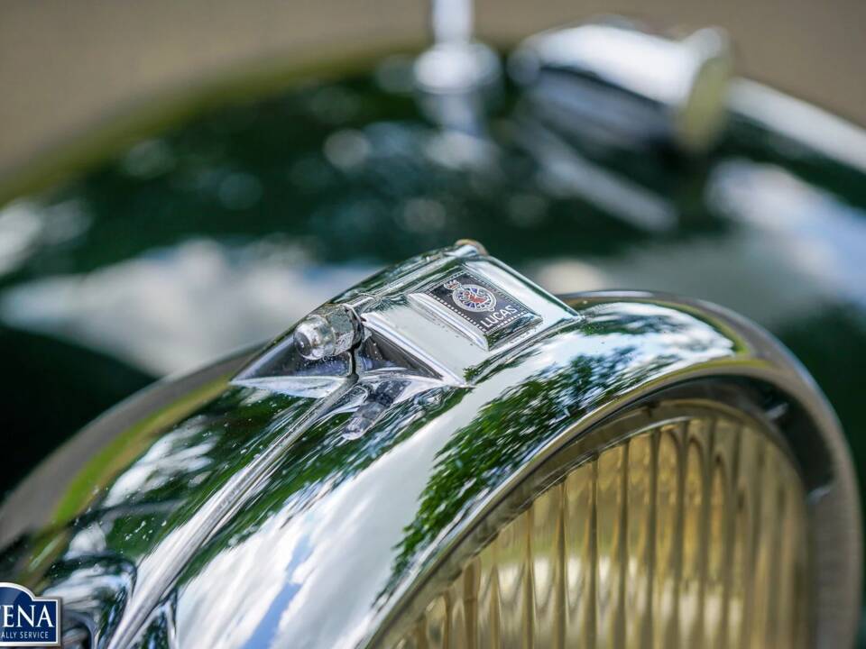 Image 20/50 of Bentley 3 1&#x2F;2 Liter Park Ward DHC (1934)