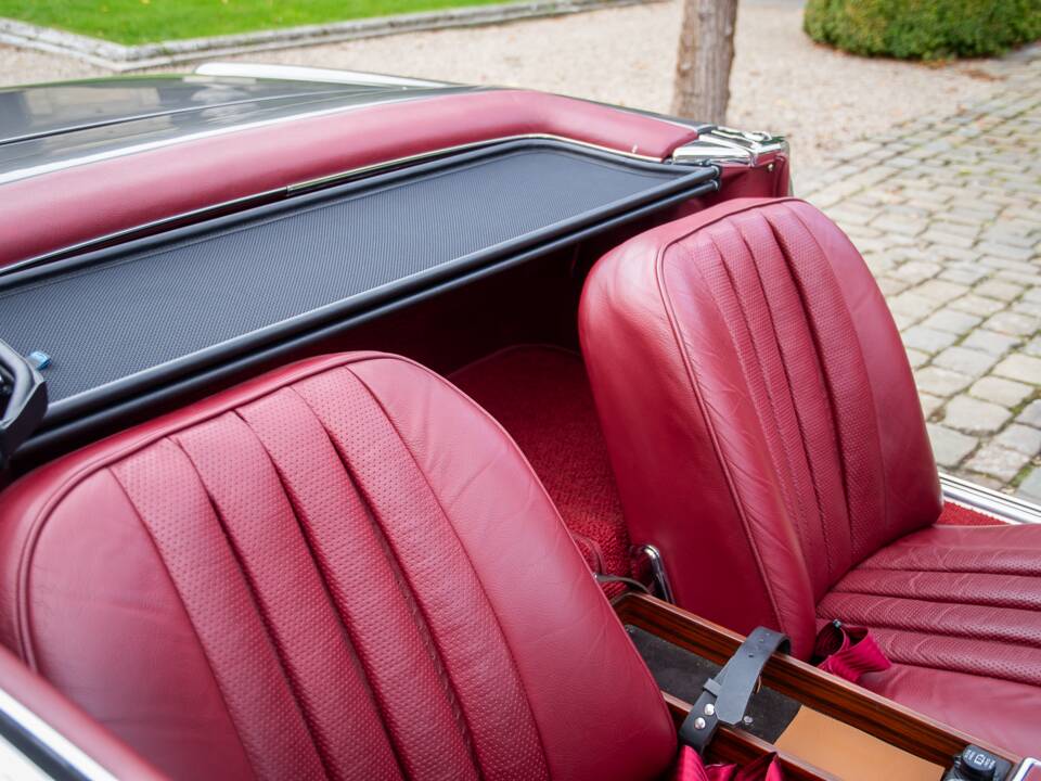 Bild 12/28 von Mercedes-Benz 230 SL (1965)