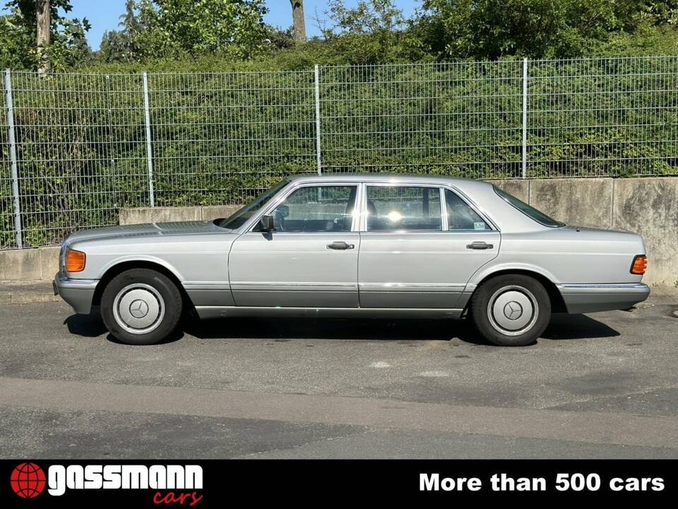 Bild 4/15 von Mercedes-Benz 300 SEL (1989)