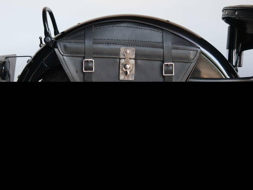 Image 30/99 of Brough-Superior SS 100 (1933)