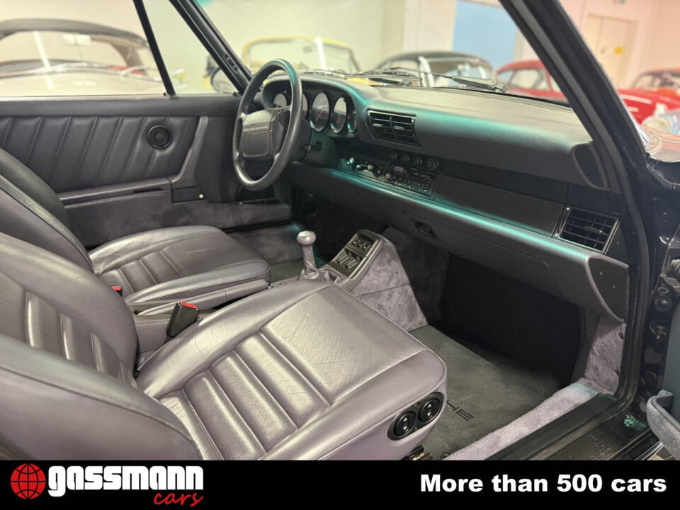 Immagine 4/6 di Porsche 911 Carrera 4 &quot;30 Jahre 911&quot; (1993)