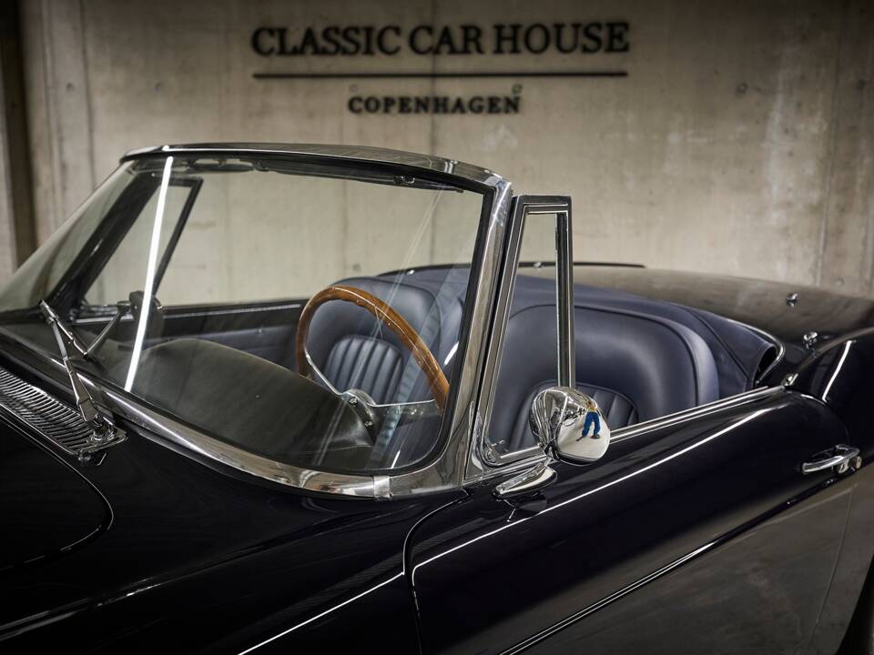 Image 54/100 of Ferrari 250 GT (1962)