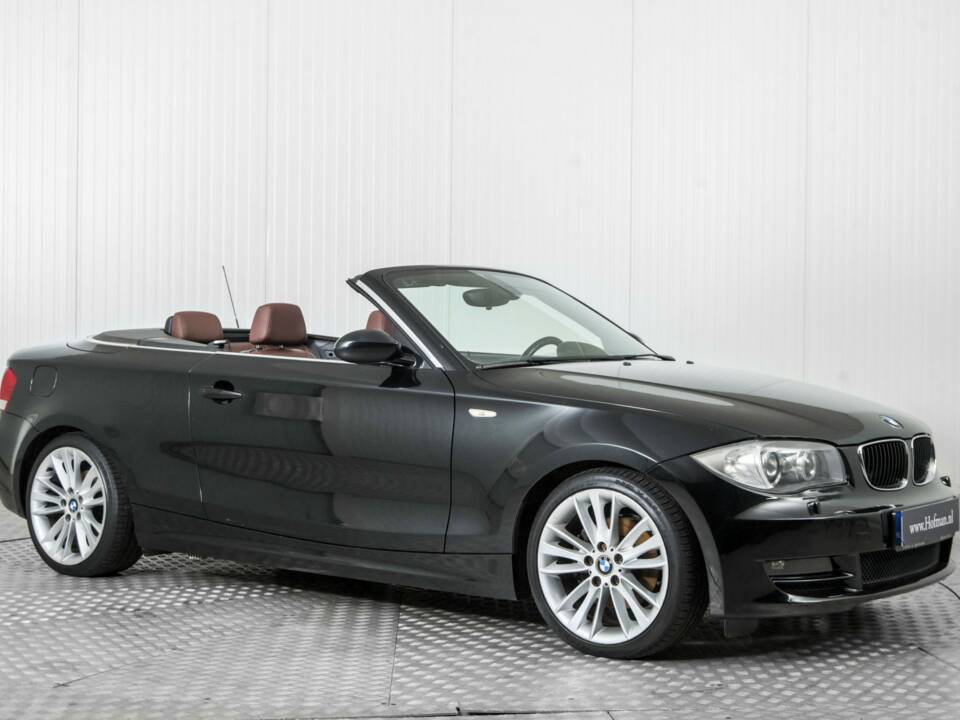 Image 5/50 de BMW 120i (2008)