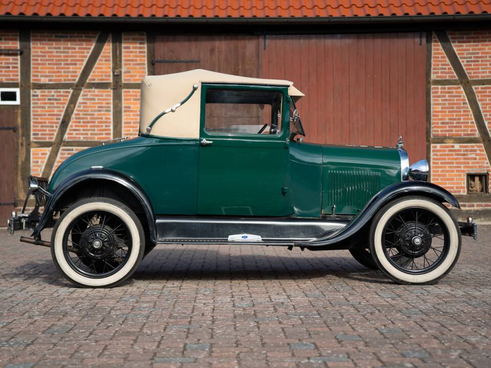 Immagine 14/40 di Ford Model A (1928)