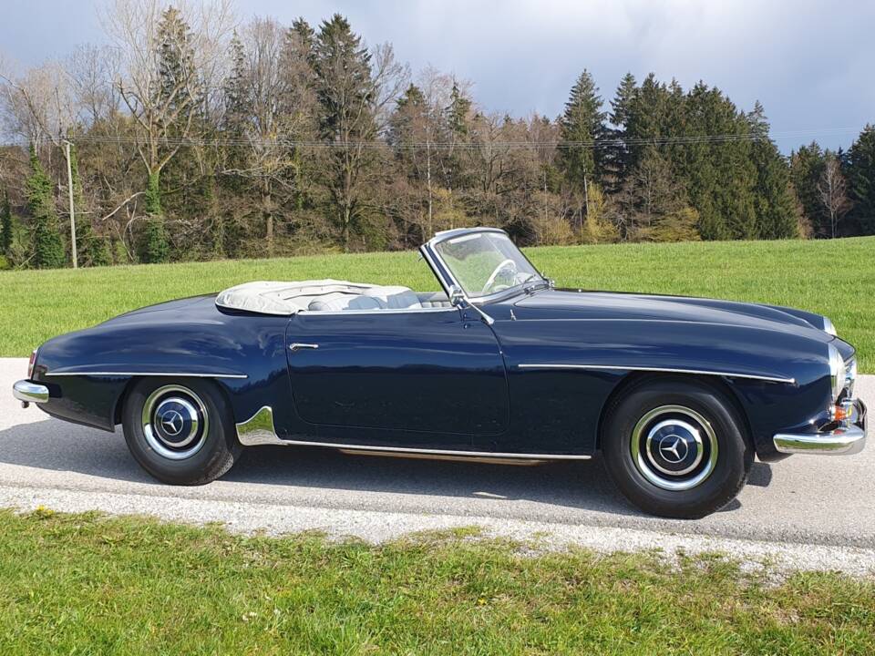 Image 4/20 of Mercedes-Benz 190 SL (1960)