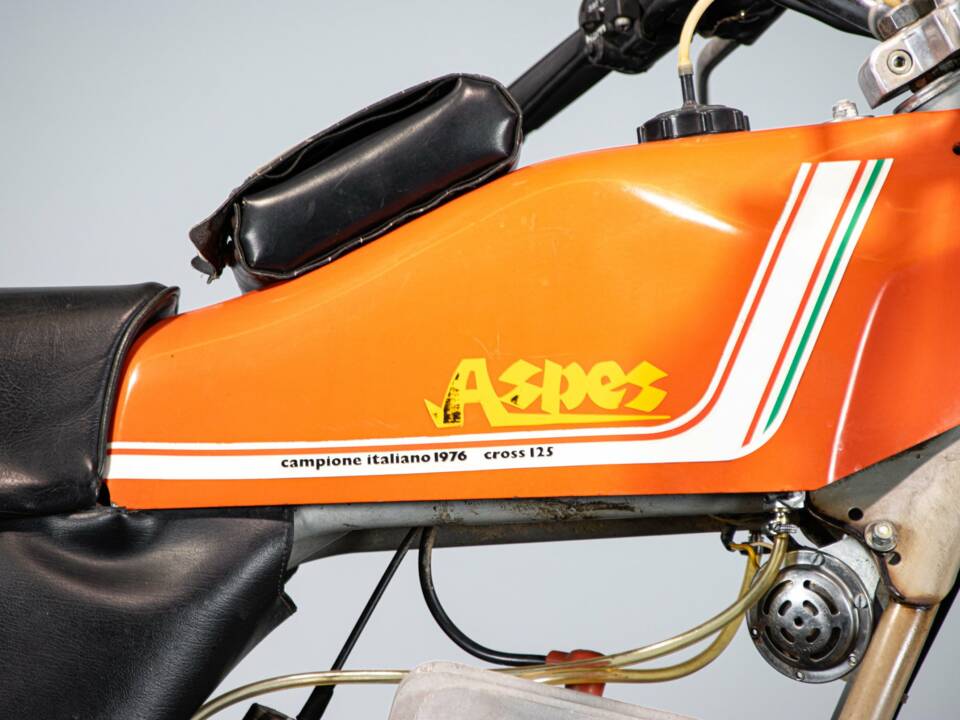 Afbeelding 44/50 van Aspes DUMMY (1983)