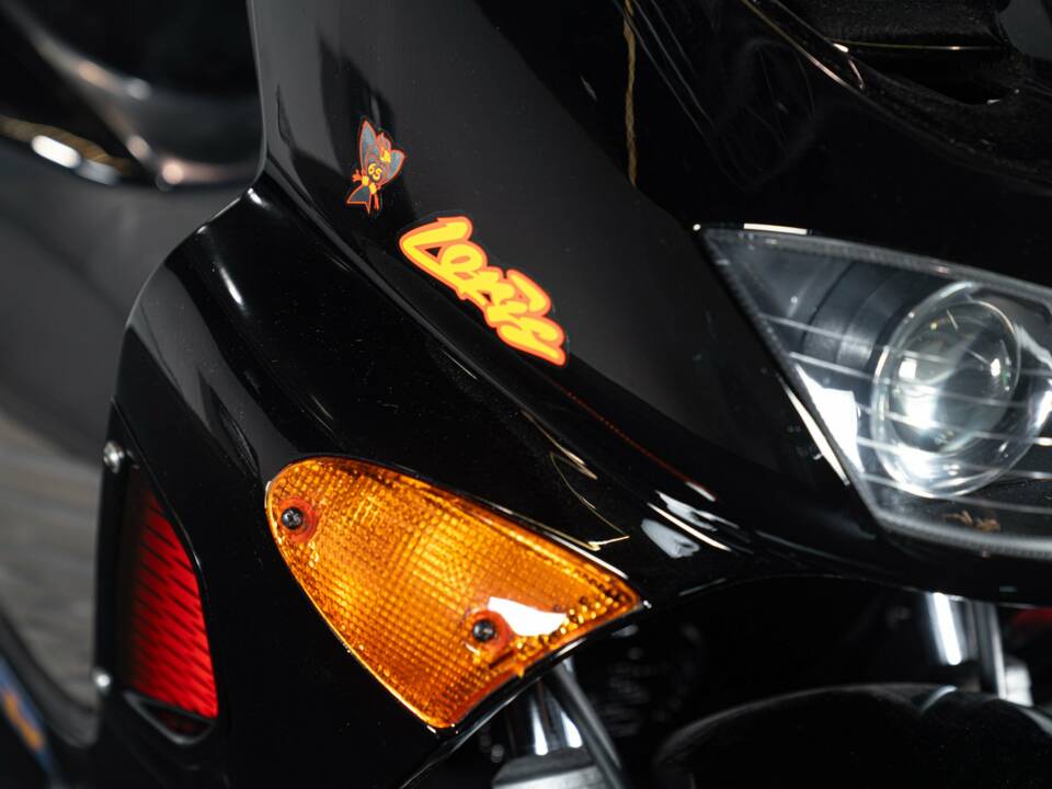 Image 20/21 of Aprilia DUMMY (1997)