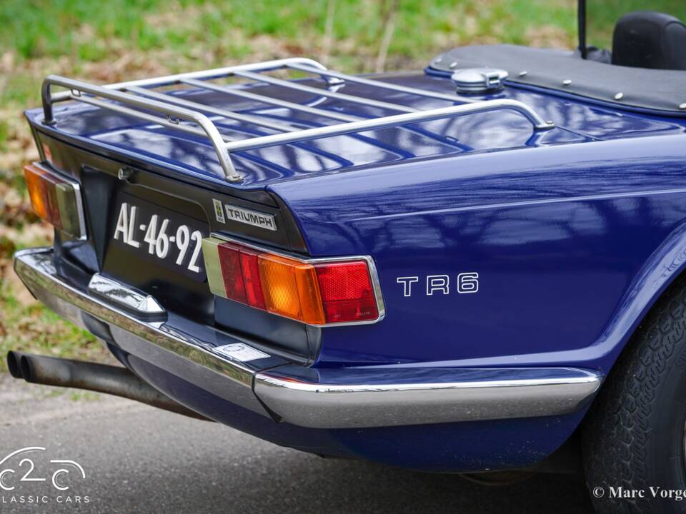 Afbeelding 22/35 van Triumph TR 6 (1971)