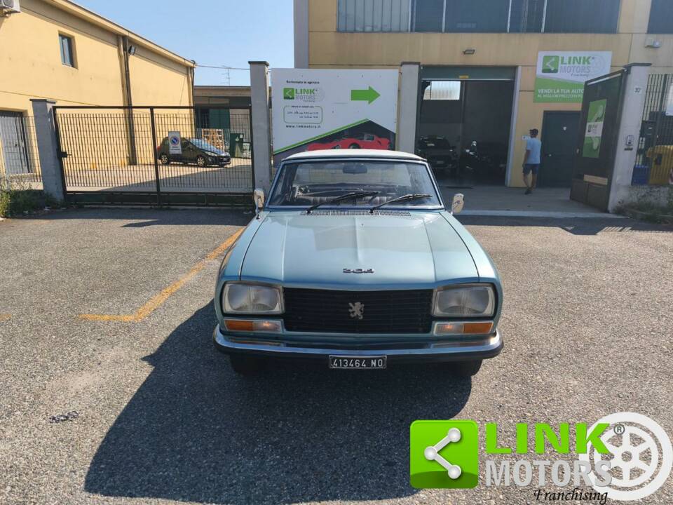 Image 2/10 of Peugeot 304 Convertible (1971)