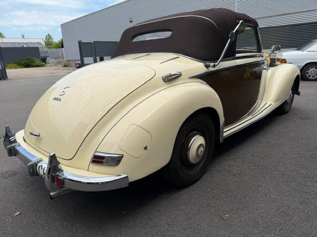 Immagine 7/22 di Mercedes-Benz 220 Cabriolet A (1954)