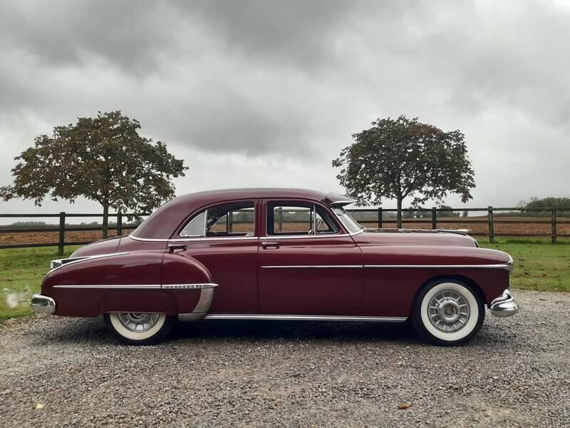 Image 25/37 of Oldsmobile Golden Rocket 88 Holiday Coupe (1950)