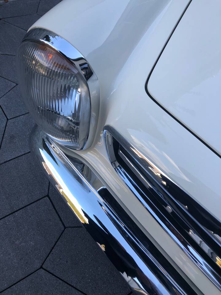 Image 43/43 of Mercedes-Benz 230 SL (1967)