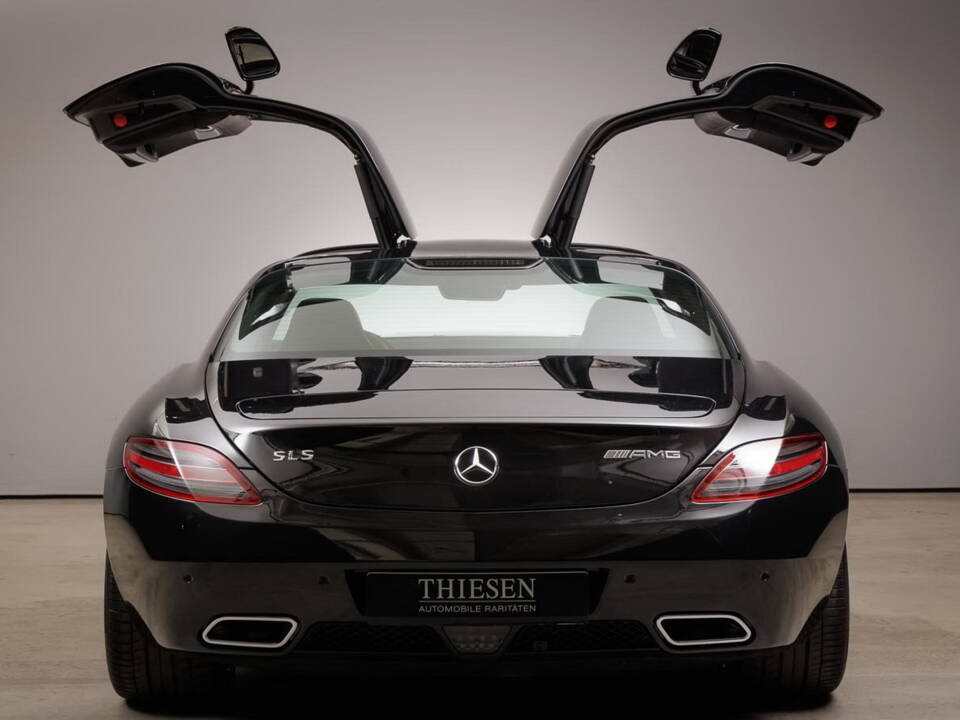 Bild 6/34 von Mercedes-Benz SLS AMG (2013)