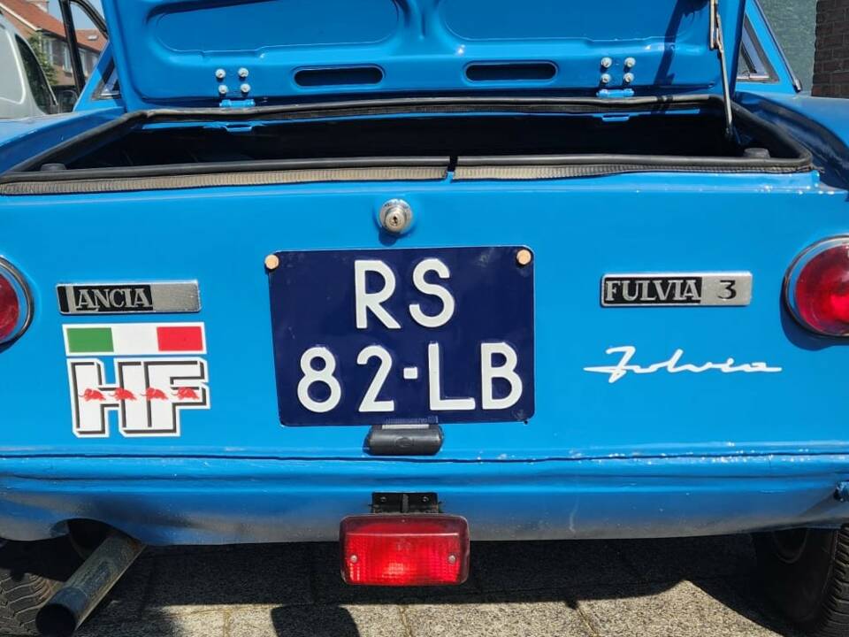 Image 4/5 of Lancia Fulvia 3 (1975)