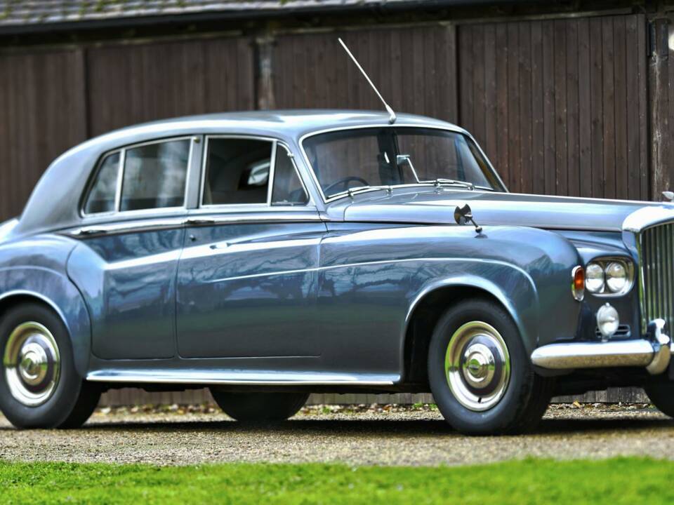 Image 2/50 of Bentley S 3 (1964)