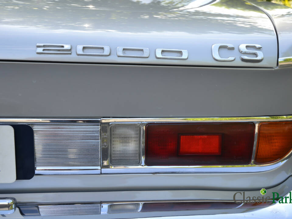 Image 47/50 of BMW 2000 CS (1970)