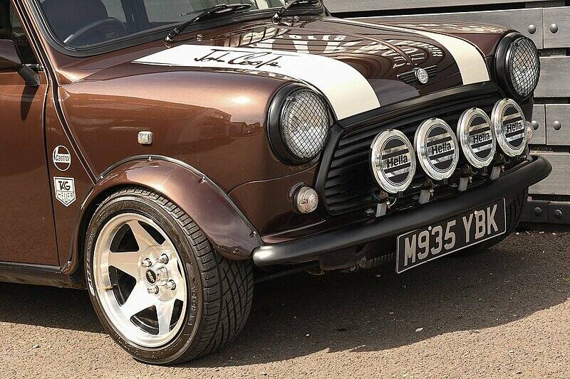 Image 21/29 of Rover Mini 1.3i (1994)