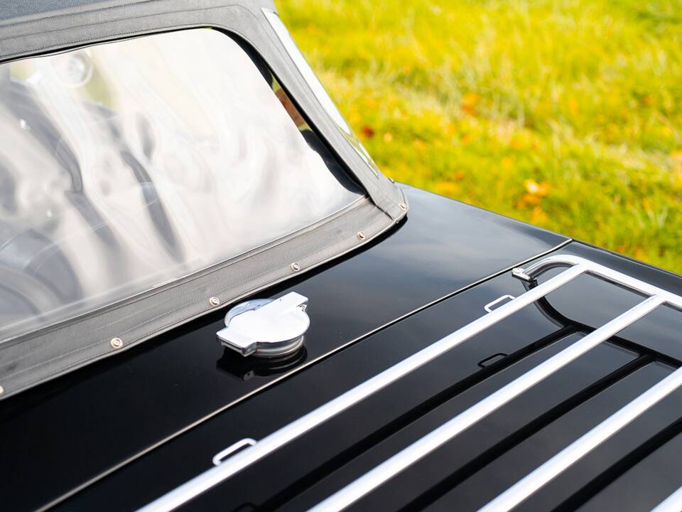 Immagine 15/36 di Triumph TR 6 (1974)