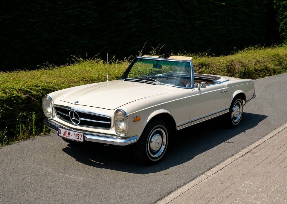 Image 1/8 of Mercedes-Benz 230 SL (1966)