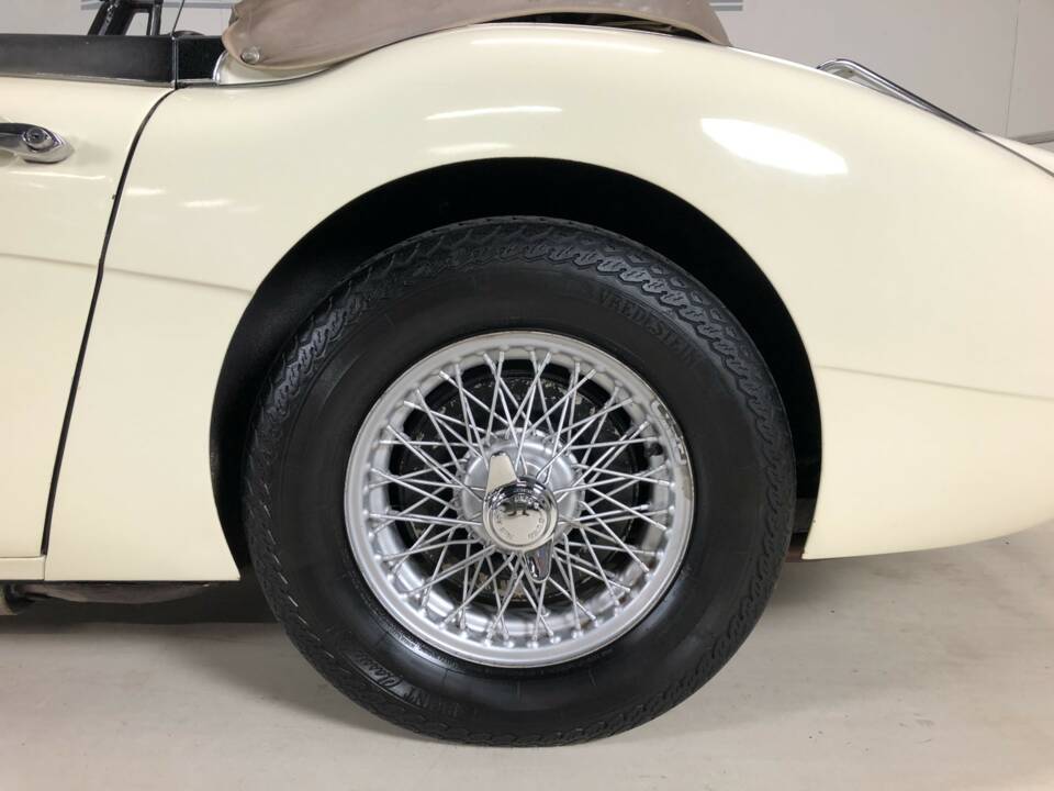 Image 13/24 of Austin-Healey 3000 Mk III (BJ8) (1965)