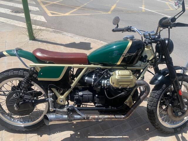 Image 12/13 of Moto Guzzi DUMMY (1983)