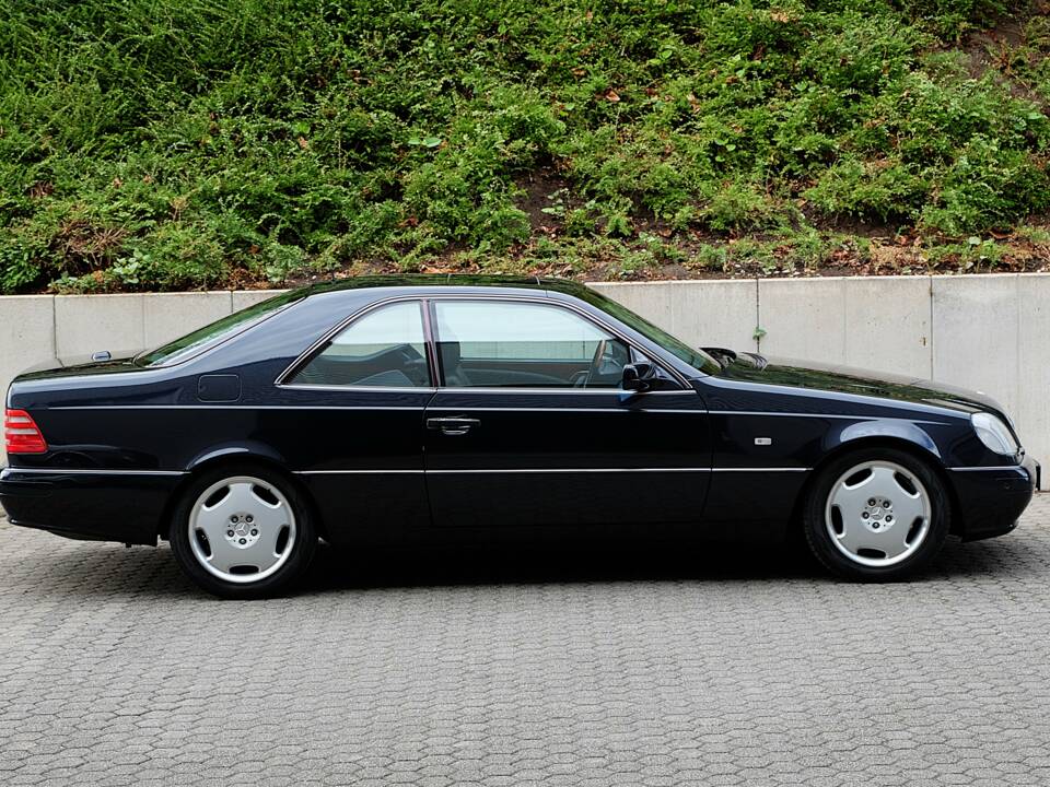 Image 7/70 de Mercedes-Benz CL 500 (1997)