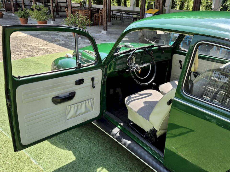 Image 25/54 de Volkswagen Käfer 1200 (1971)