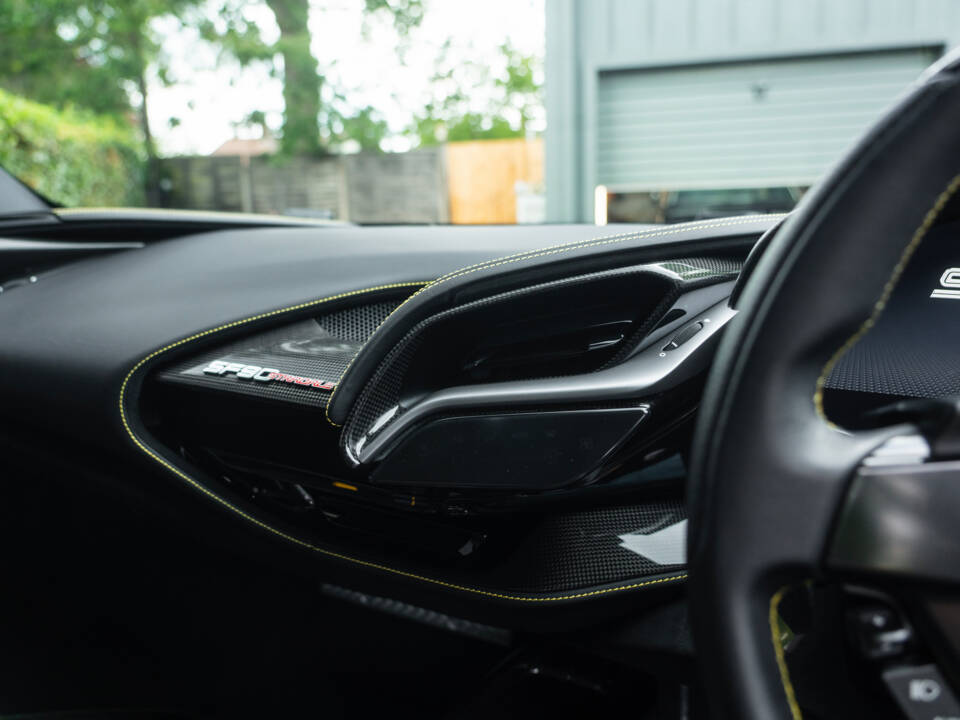 Immagine 29/61 di Ferrari SF90 Stradale (2021)