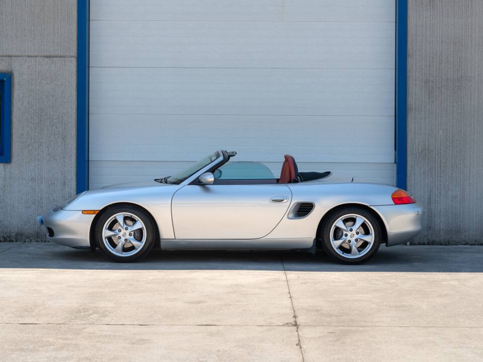 Image 21/73 of Porsche Boxster (2001)