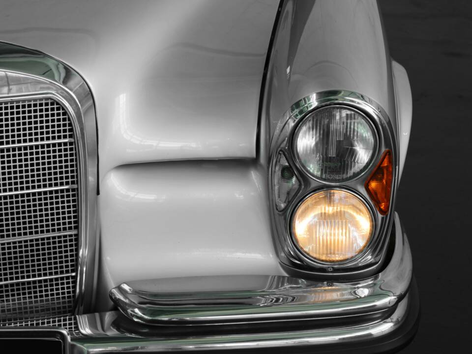 Afbeelding 10/50 van Mercedes-Benz 280 SE (1968)