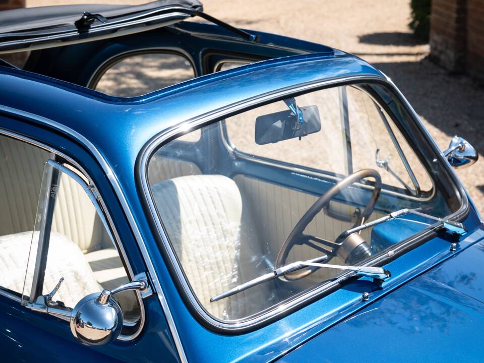 Immagine 32/50 di FIAT 500 L (1971)