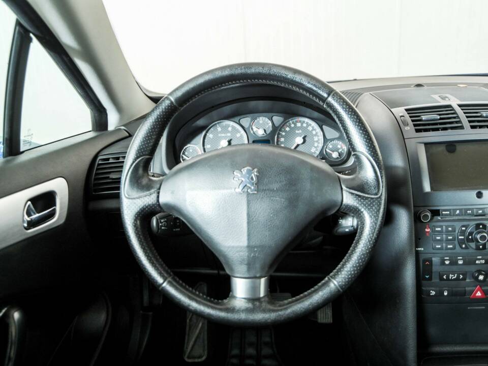 Bild 8/45 von Peugeot 407 3.0i V6 (2006)