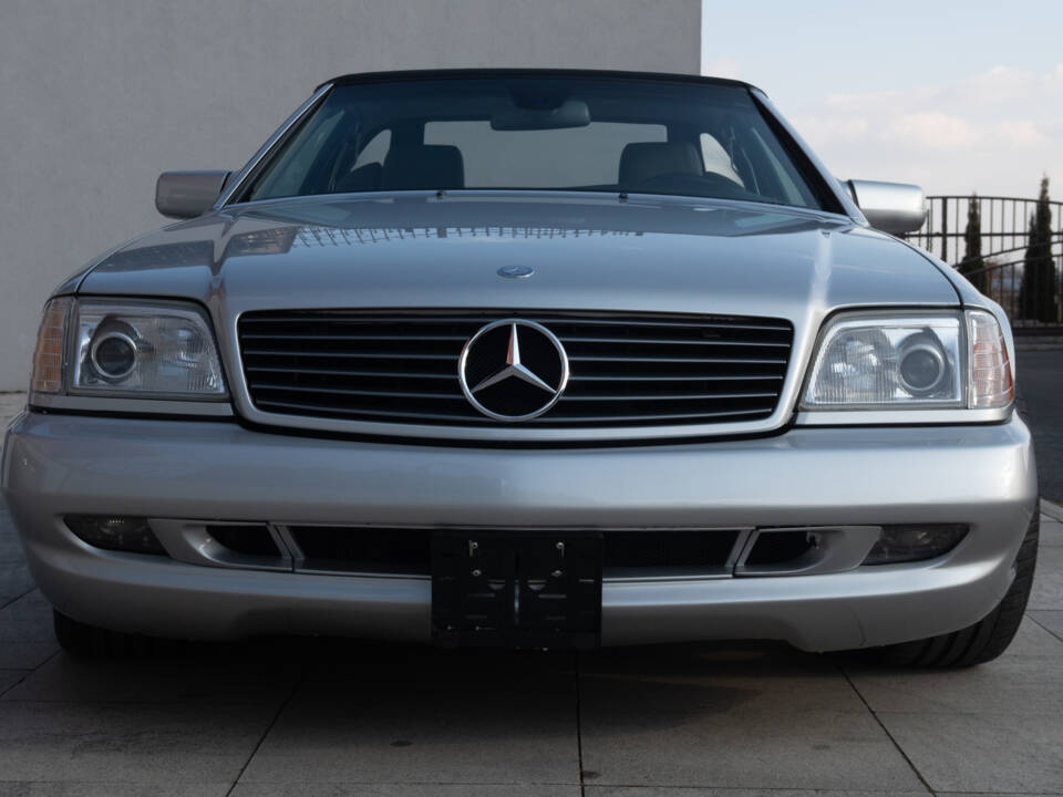 Bild 26/75 von Mercedes-Benz SL 500 (1997)