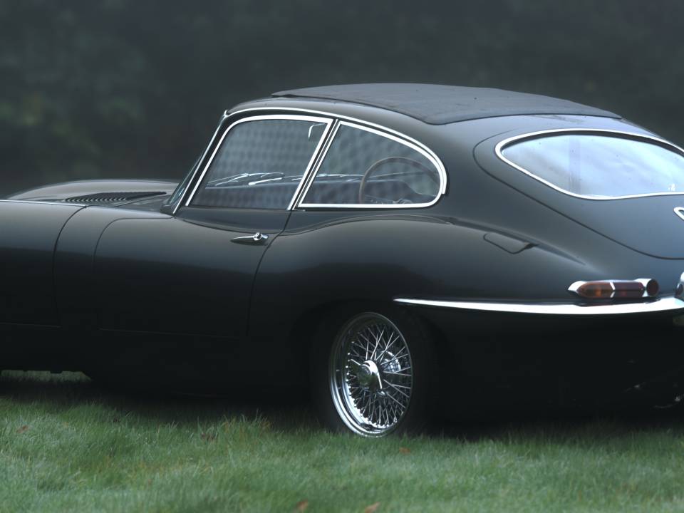 Afbeelding 12/50 van Jaguar E-Type 4.2 (1965)